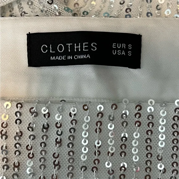 Clothes White Top with Sequined Slacks - Picture 9 of 11